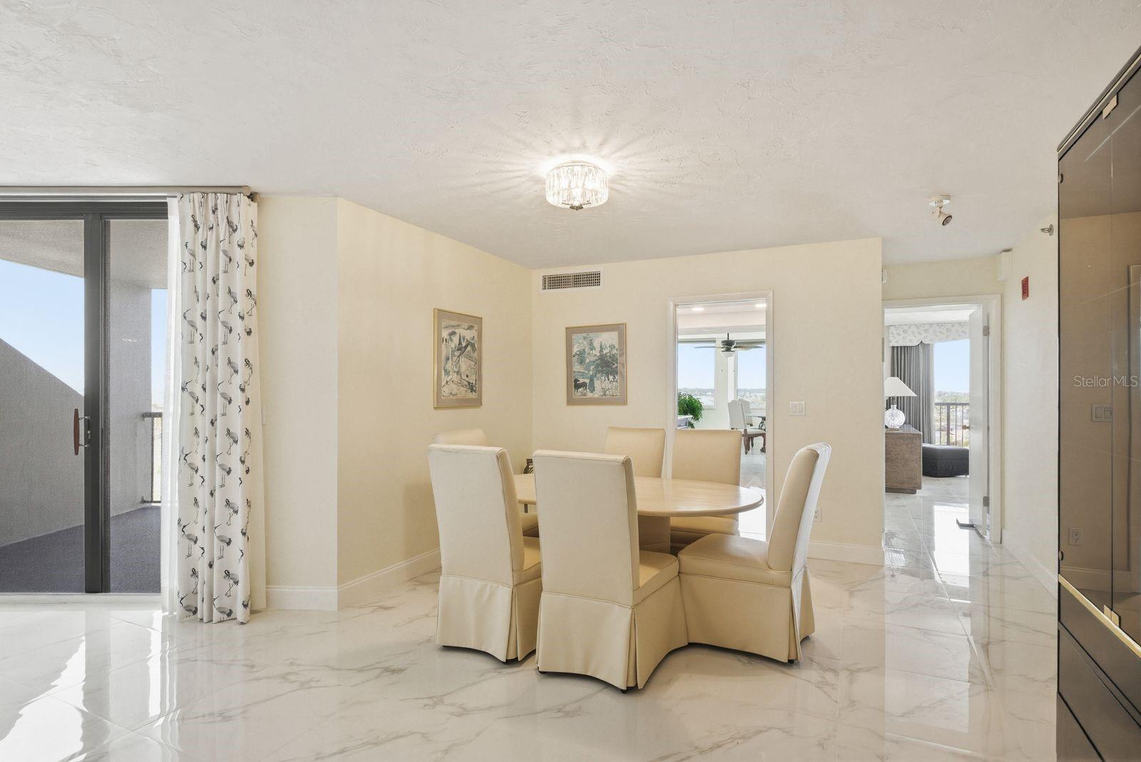 1600 Gulf Unit 817, Clearwater Beach, FL 33767