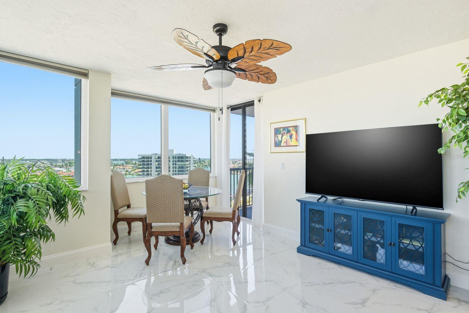1600 Gulf Unit 817, Clearwater Beach, FL 33767