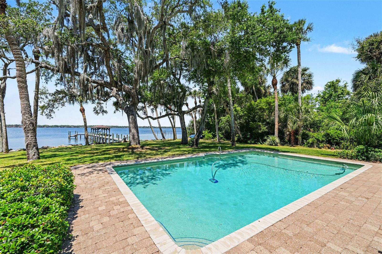 4137 Crooked Mile, Merritt Island, FL 32952