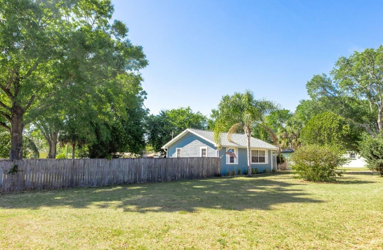 12706 Forest, Tampa, FL 33612