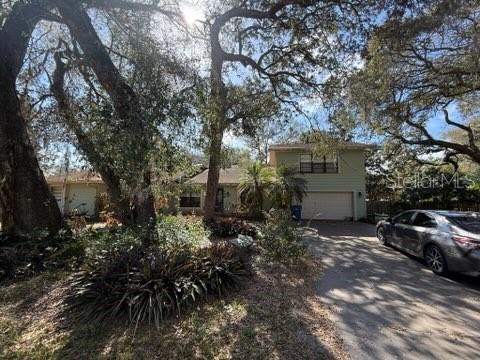 684 Stratford, Deland, FL 32724
