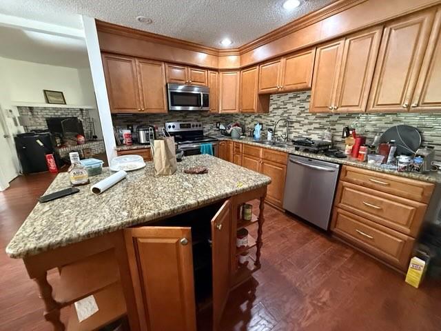 684 Stratford, Deland, FL 32724