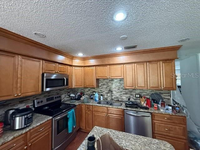 684 Stratford, Deland, FL 32724