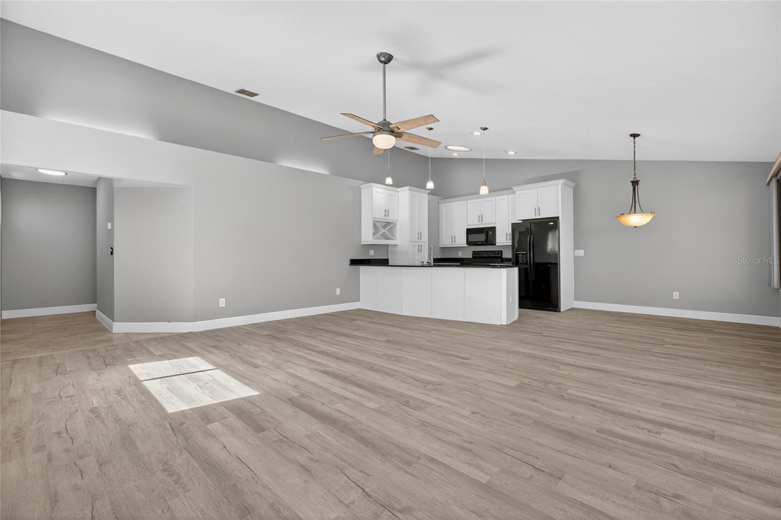 14617 Loridawn Unit 8, Seminole, FL 33776