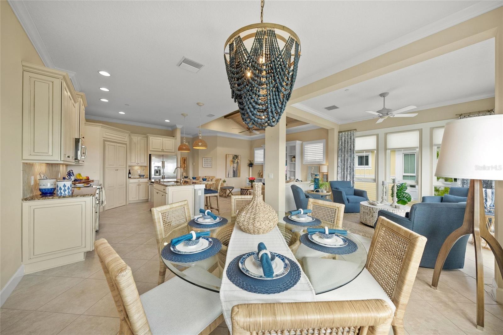 229 Sapphire Lake Unit 201, Bradenton, FL 34209