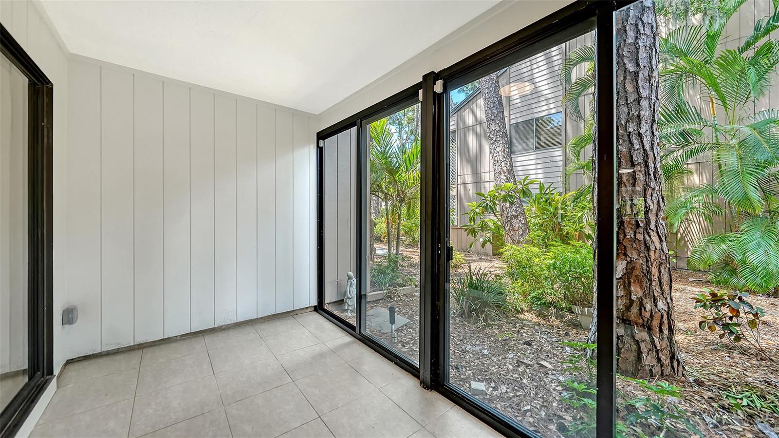 1720 Glenhouse Unit 326, Sarasota, FL 34231
