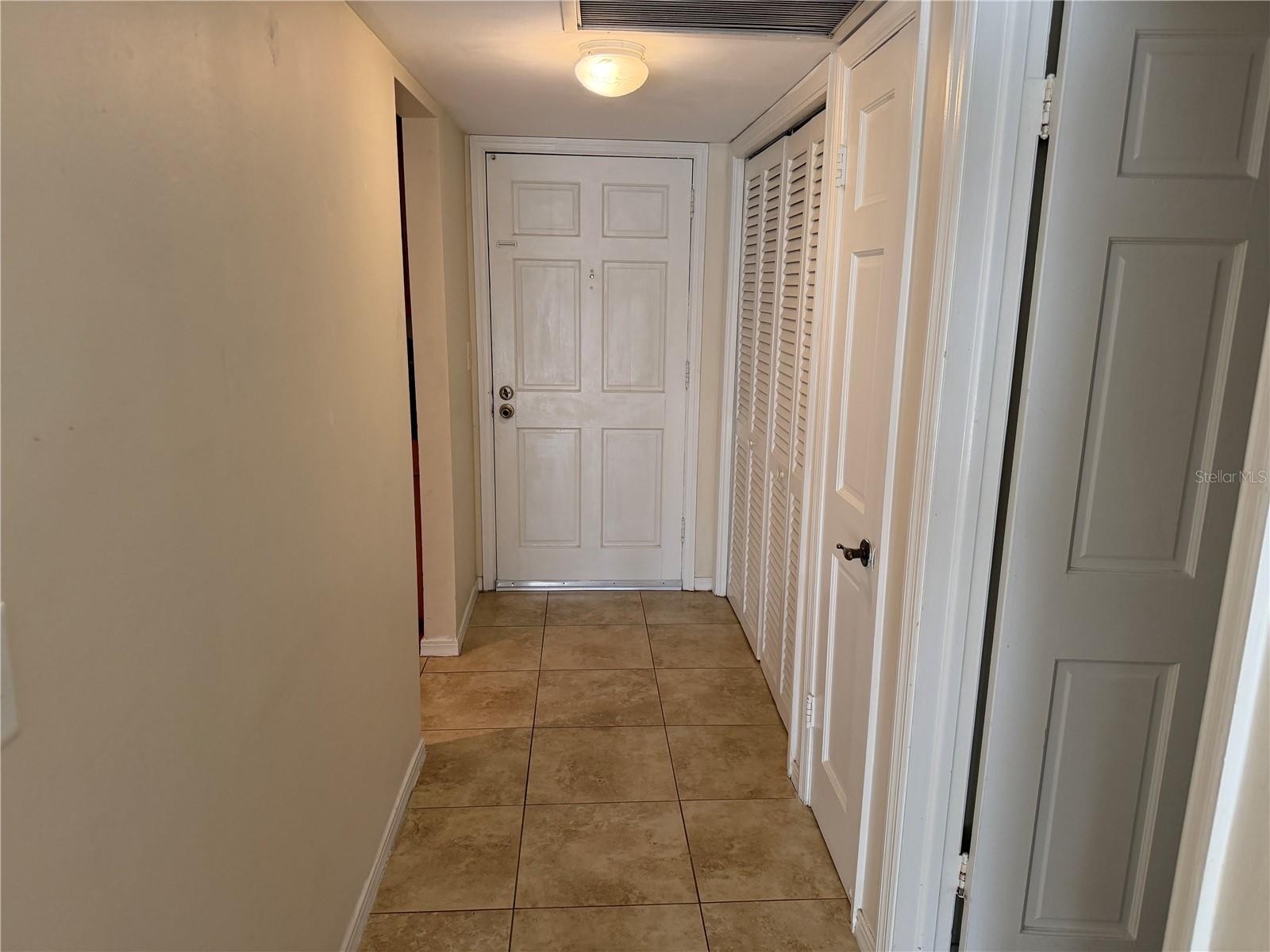 10335 Carrollwood Unit 116, Tampa, FL 33618