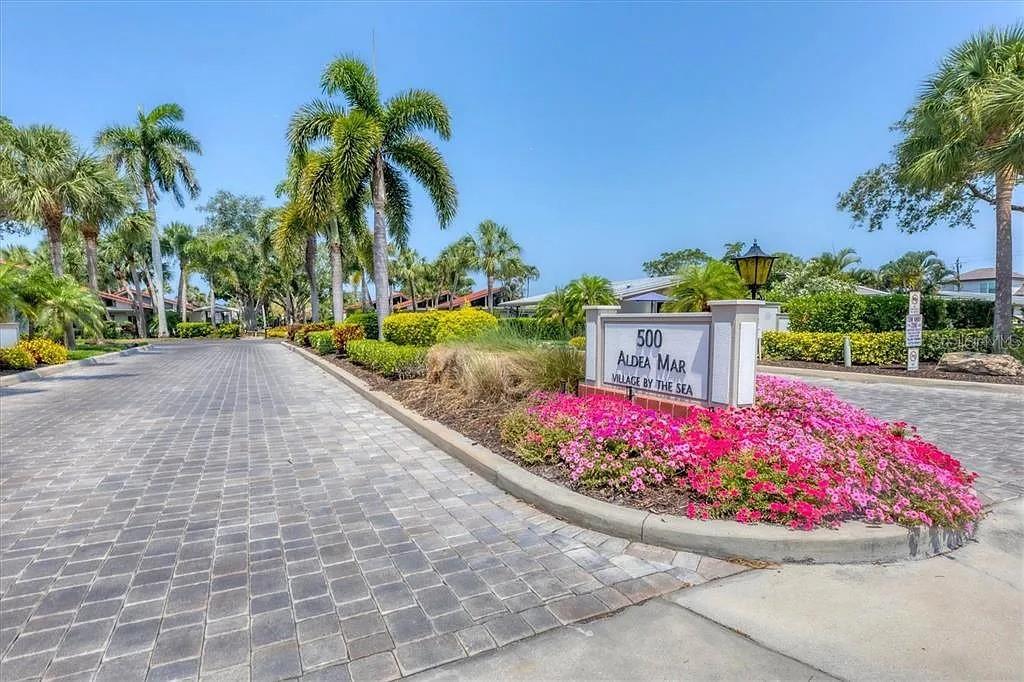 500 Park Unit 24, Venice, FL 34285