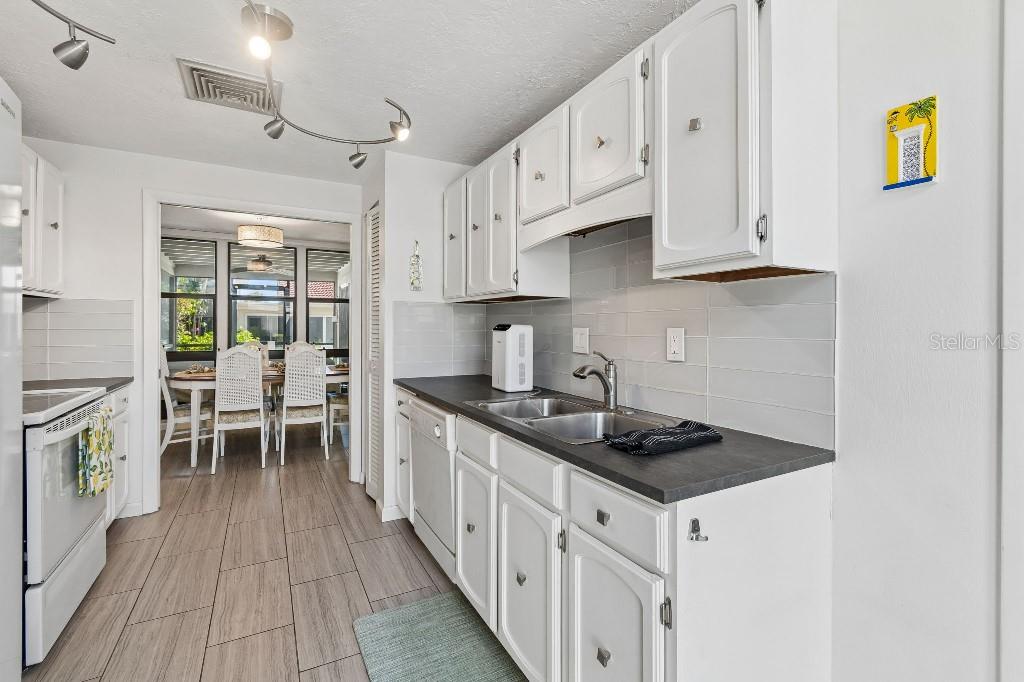500 Park Unit 24, Venice, FL 34285