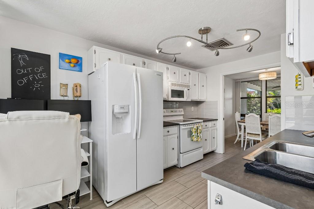 500 Park Unit 24, Venice, FL 34285