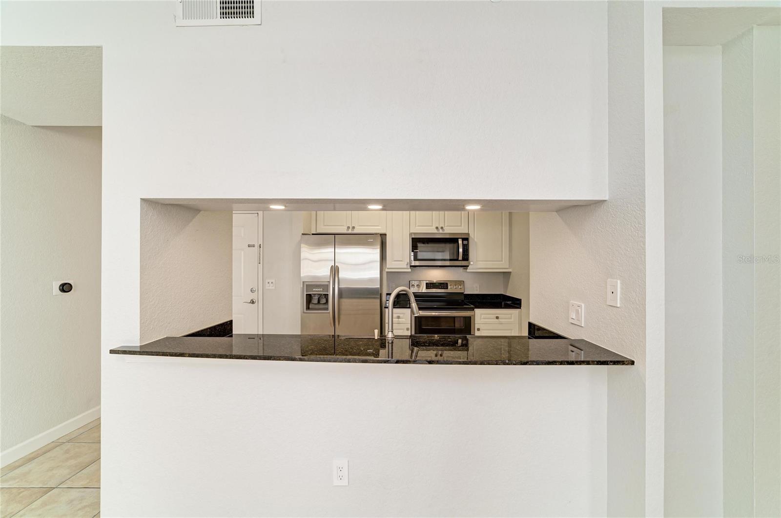 1064 Tamiami Unit 1304, Sarasota, FL 34236