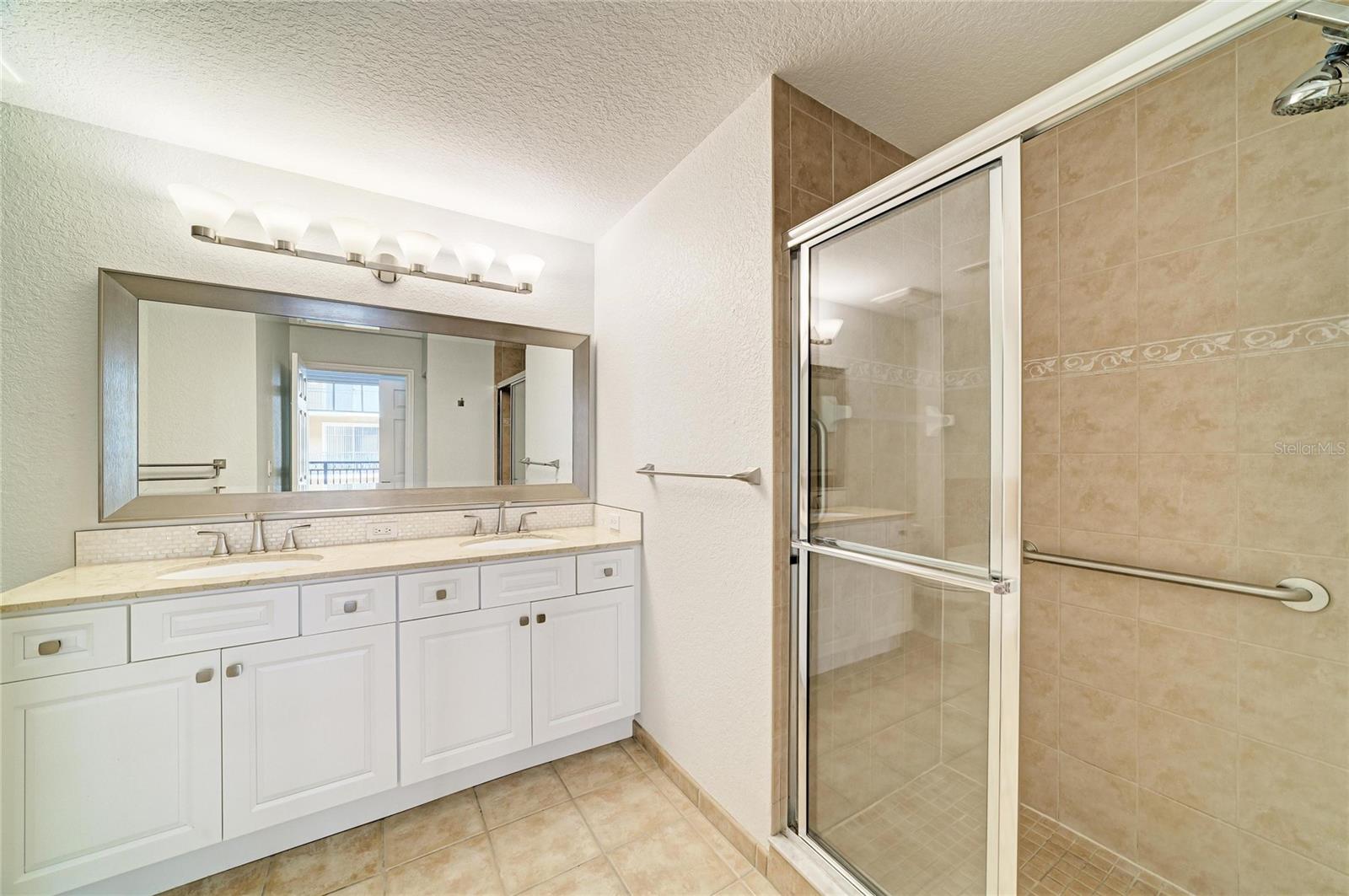 1064 Tamiami Unit 1304, Sarasota, FL 34236