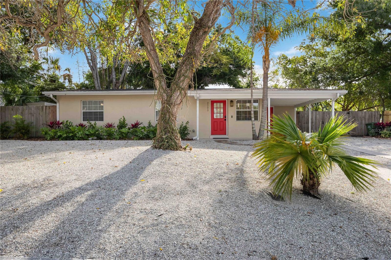 2205 Floyd, Sarasota, FL 34239