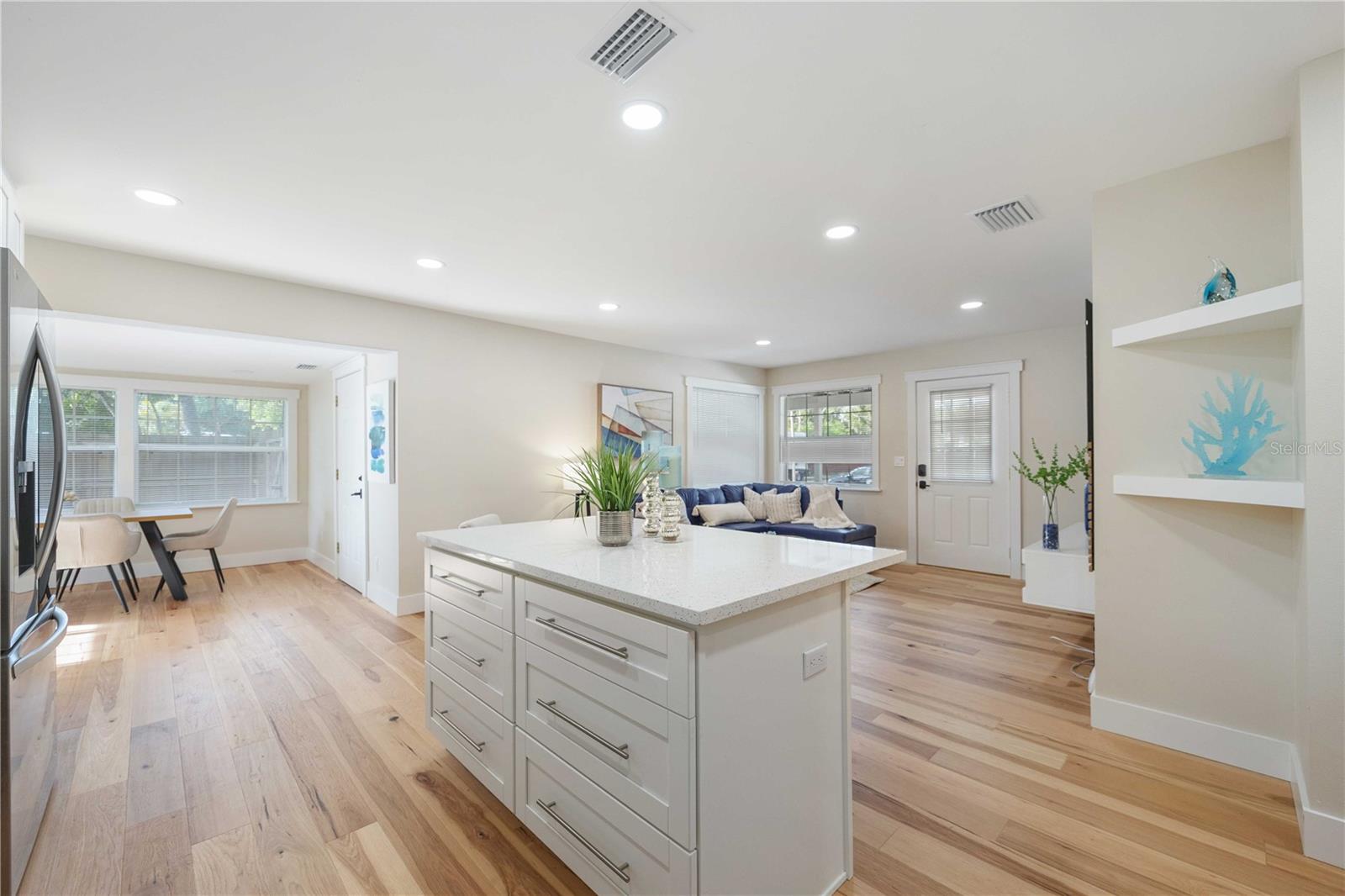 2205 Floyd, Sarasota, FL 34239