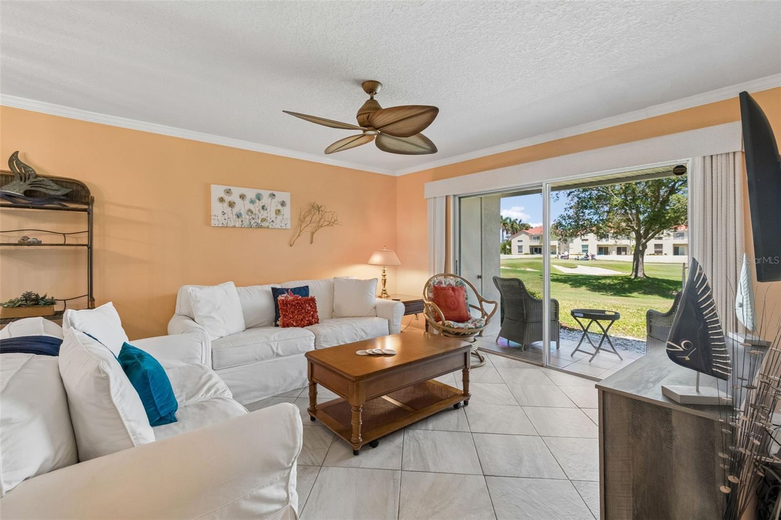 6085 Bahia del Mar Unit 106, St Petersburg, FL 33715