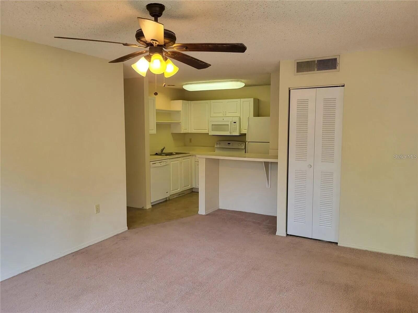 4107 Chatham Oak Unit 313, Tampa, FL 33624