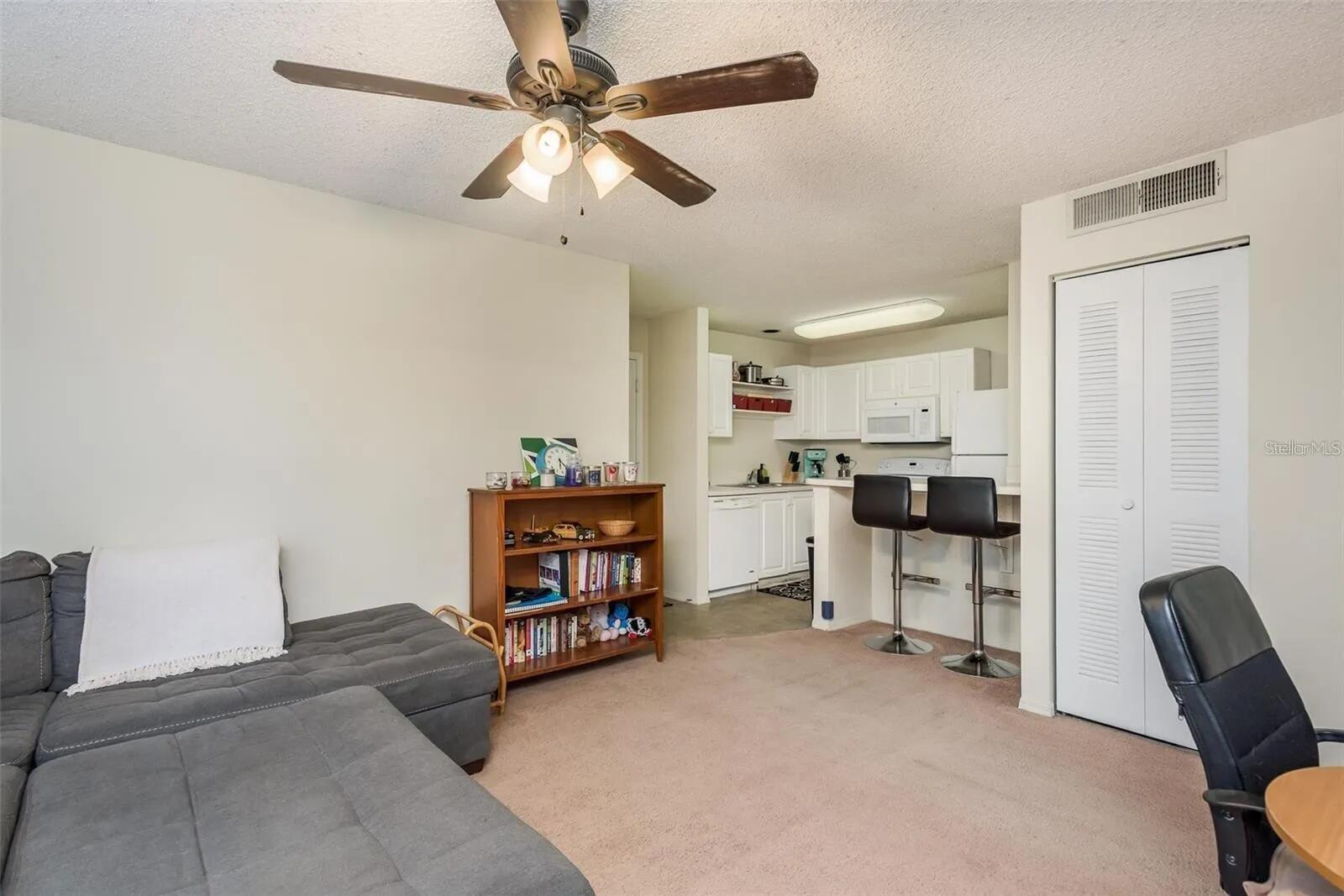 4107 Chatham Oak Unit 313, Tampa, FL 33624