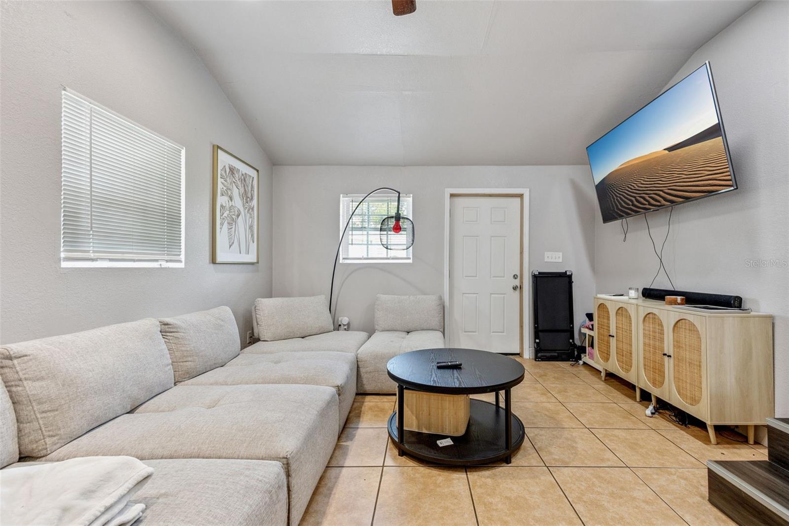 5212 Aloha, Orlando, FL 32810