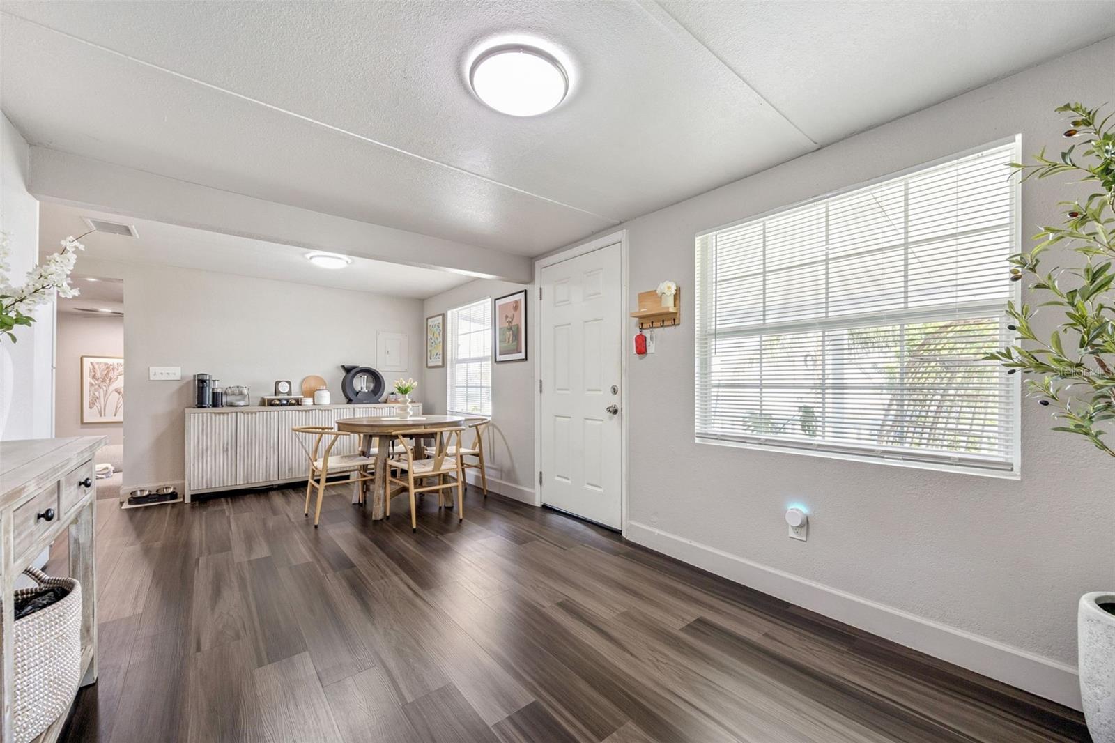 5212 Aloha, Orlando, FL 32810