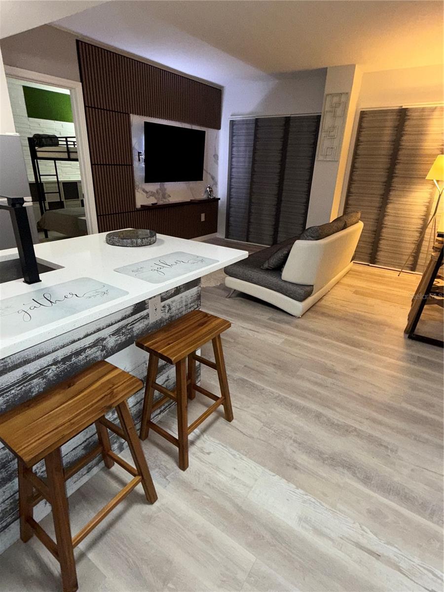 6165 Carrier Unit 3106, Orlando, FL 32819