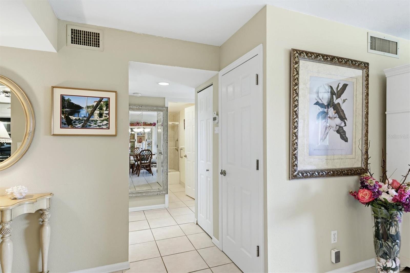 1215 Portofino Unit 406, Sarasota, FL 34242