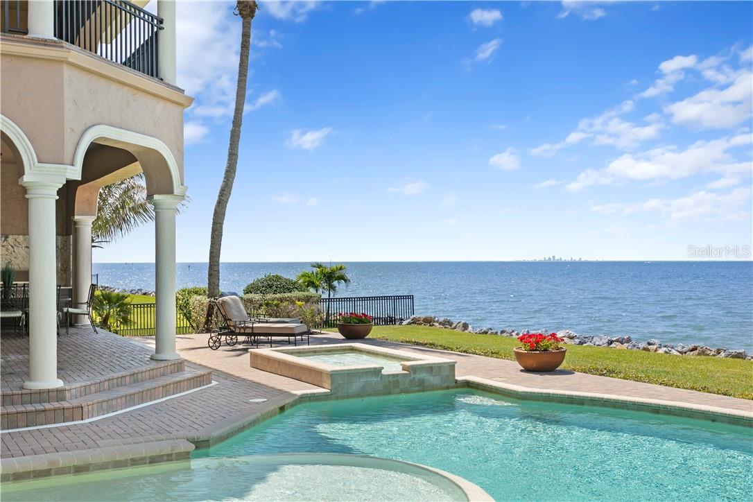 6308 Marbella, Apollo Beach, FL 33572
