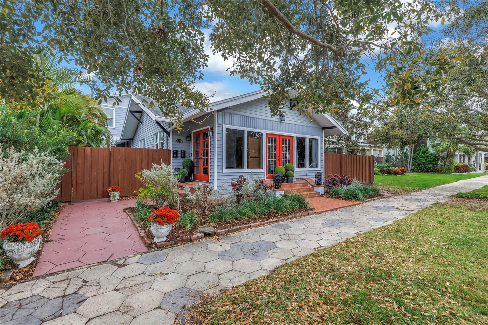 436 12th, St Petersburg, FL 33701