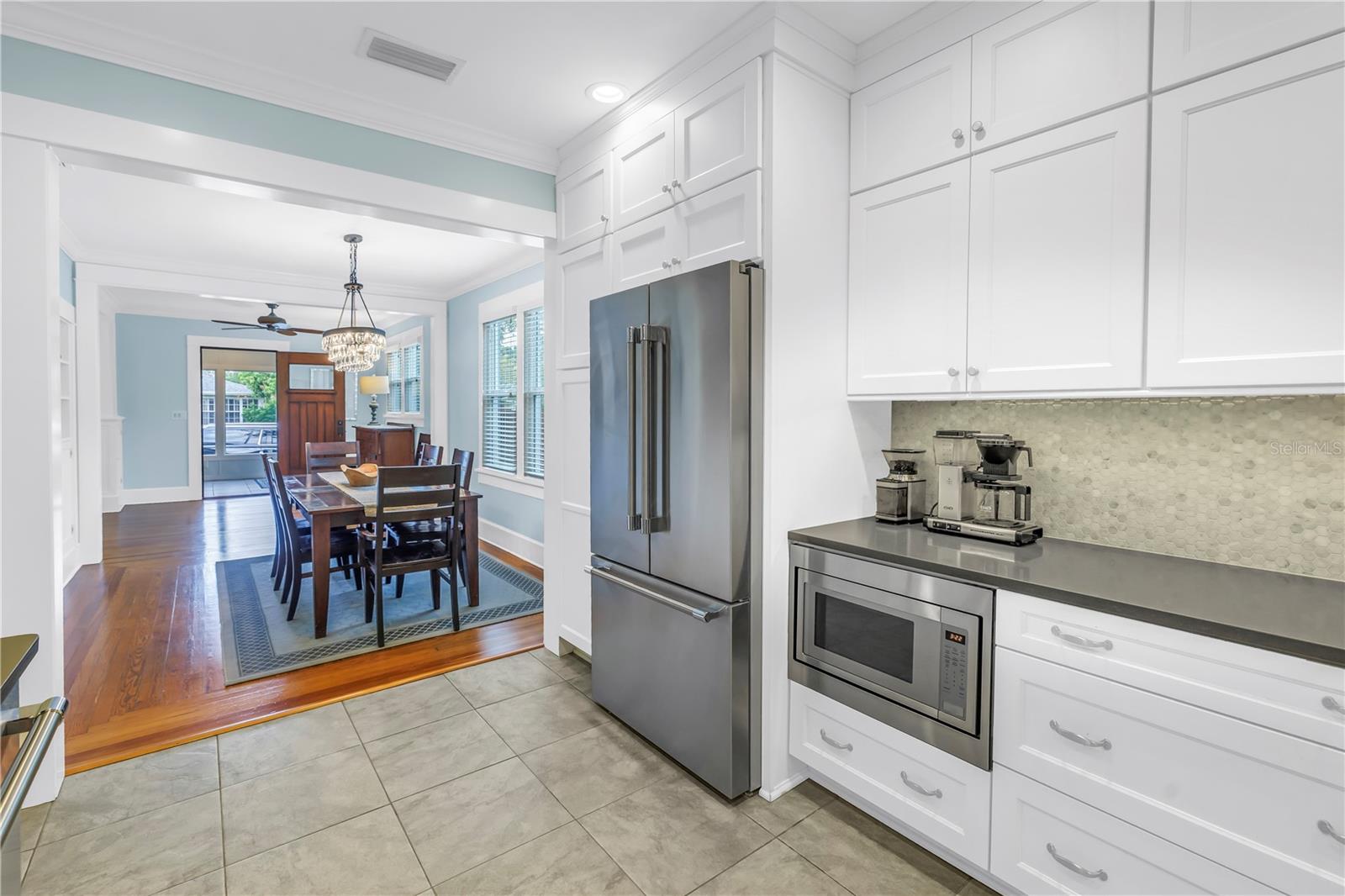 436 12th, St Petersburg, FL 33701