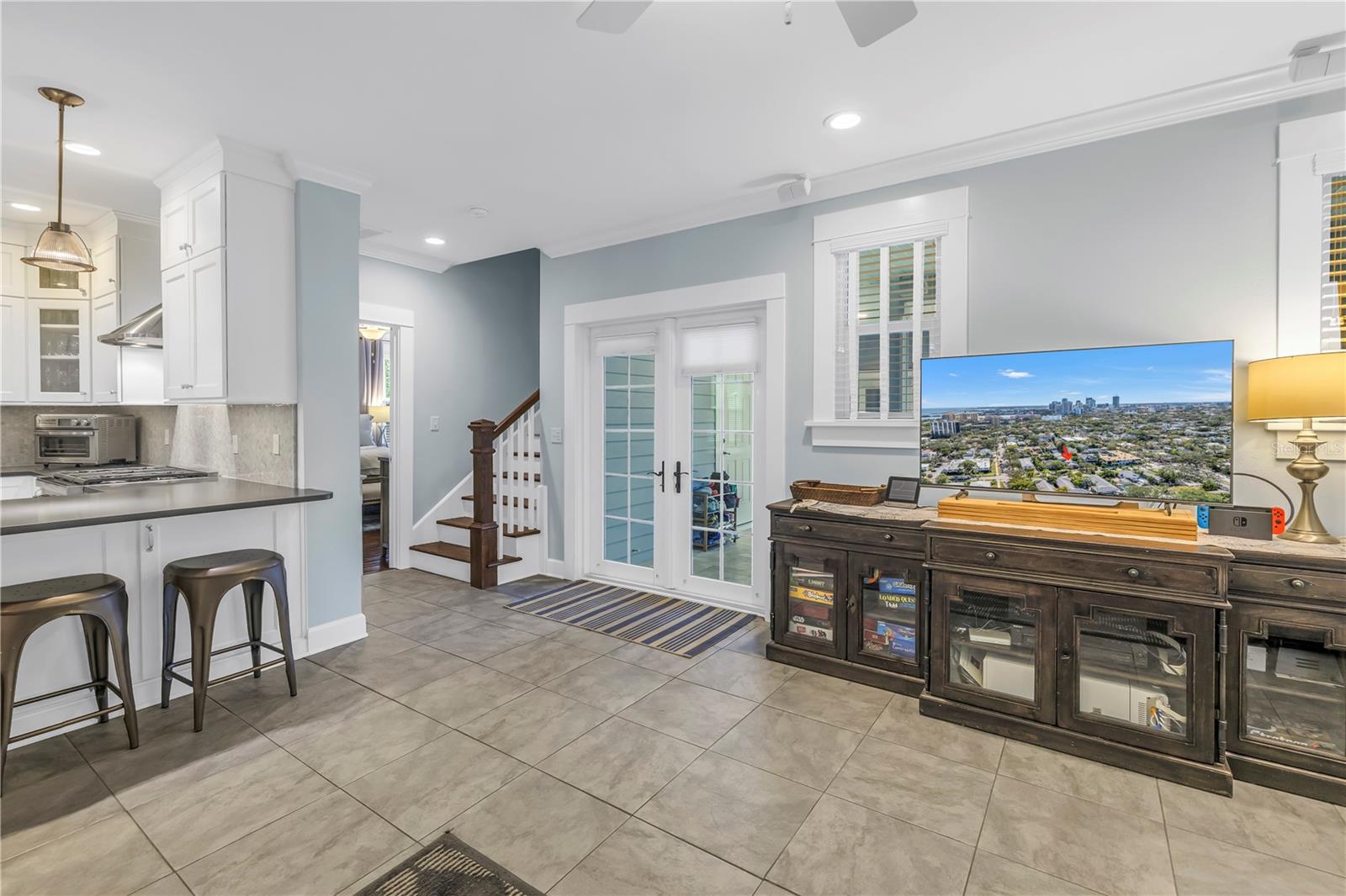 436 12th, St Petersburg, FL 33701