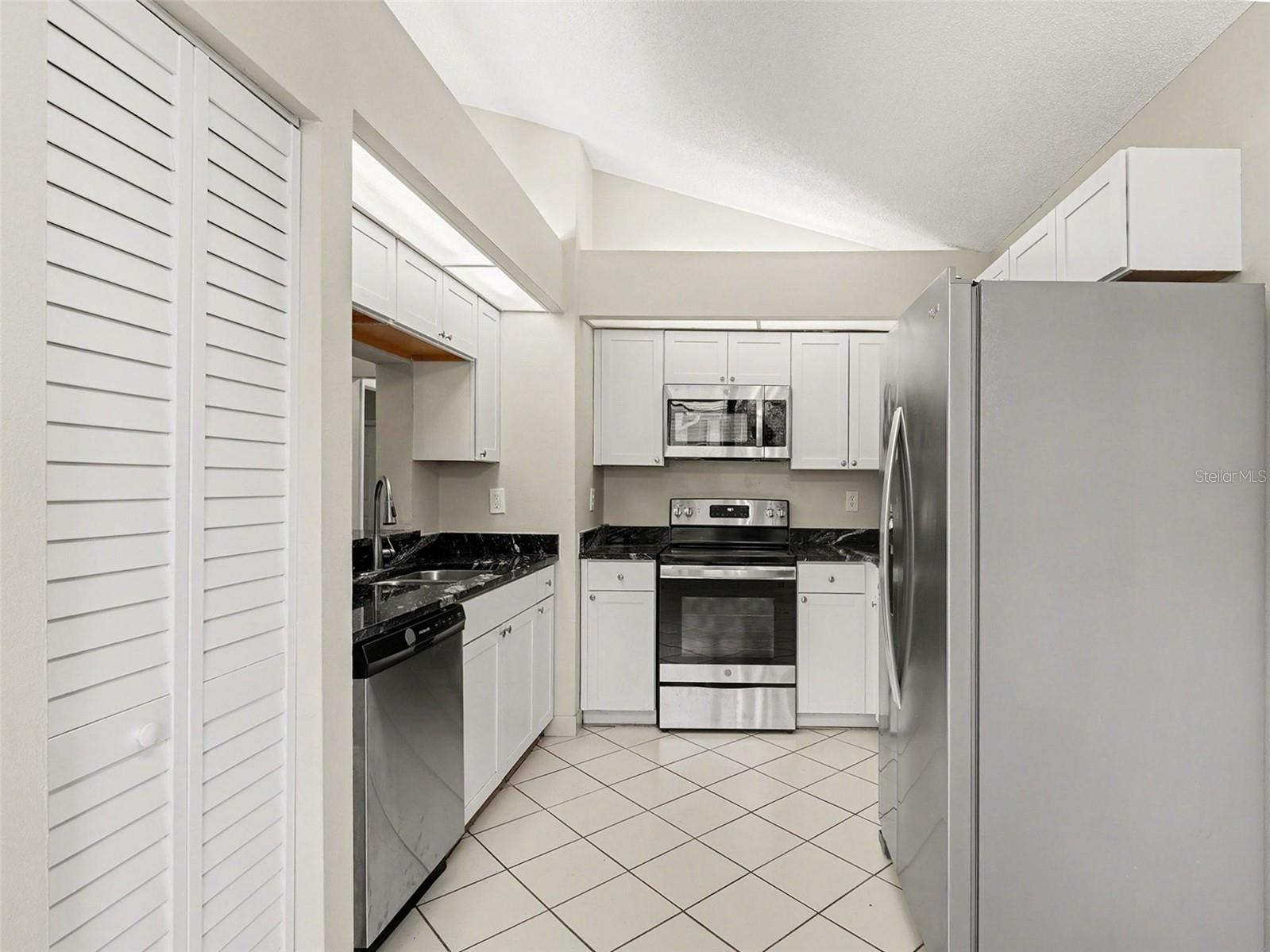 8211 Country Oaks, Sarasota, FL 34243