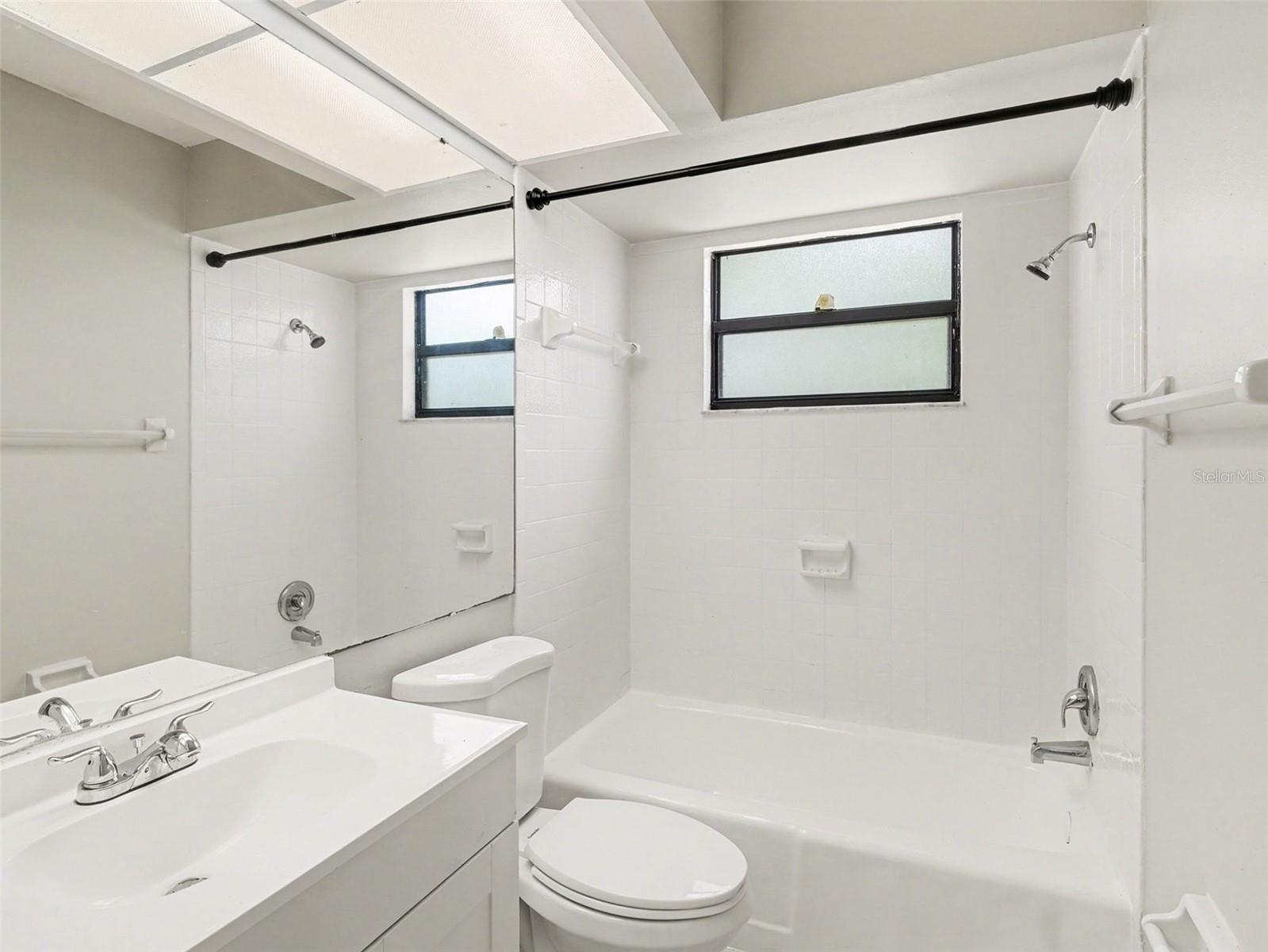 8211 Country Oaks, Sarasota, FL 34243