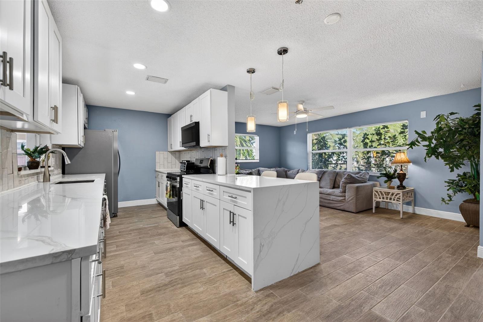 5810 Venetian, St Petersburg, FL 33703