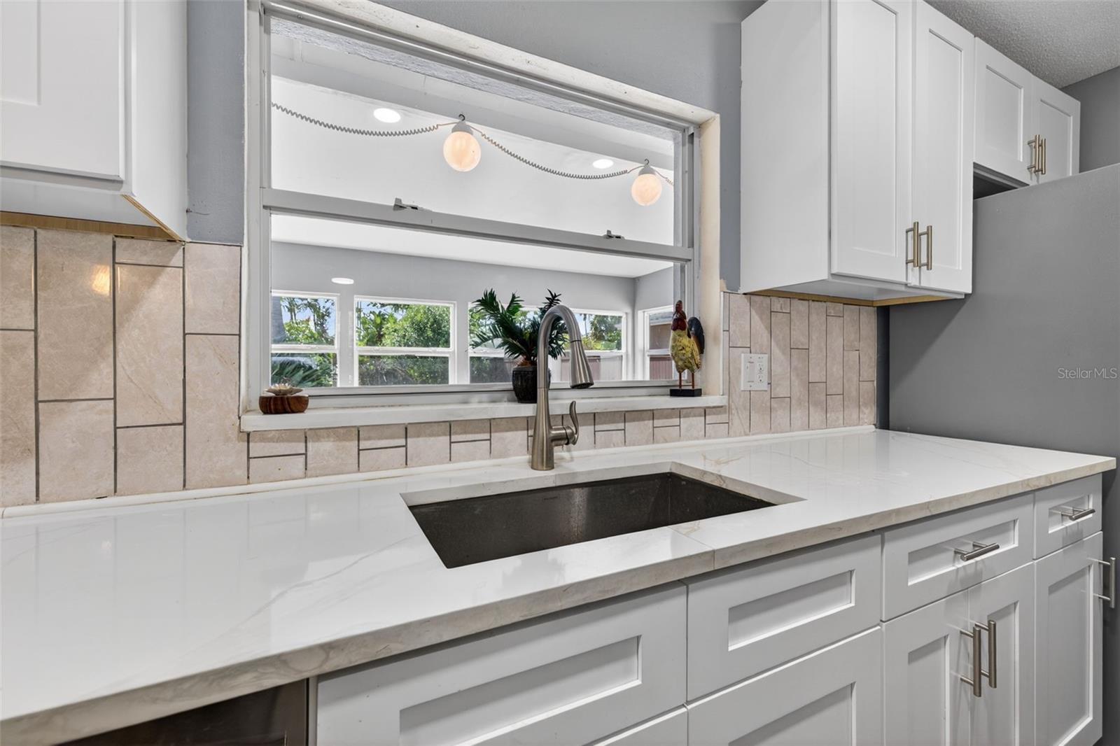 5810 Venetian, St Petersburg, FL 33703