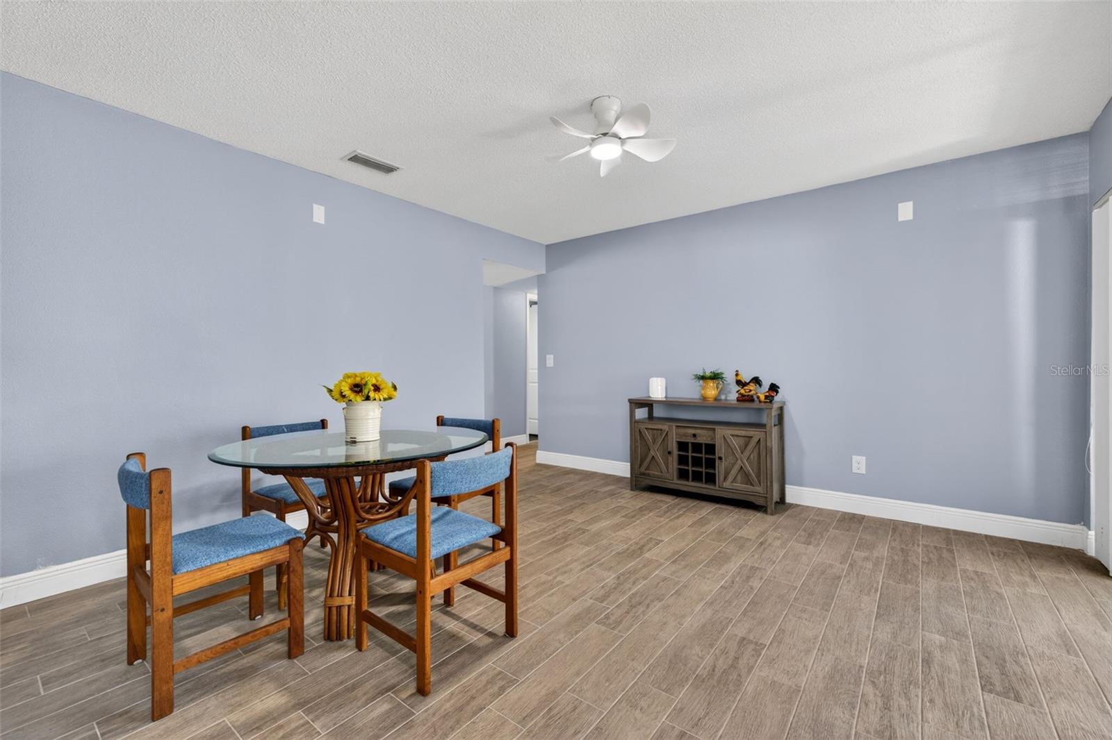 5810 Venetian, St Petersburg, FL 33703
