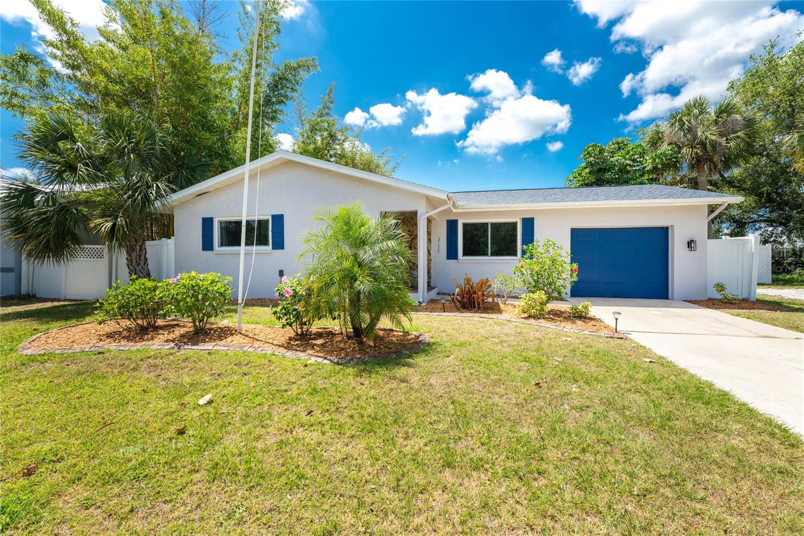 557 Magnolia, Port Charlotte, FL 33952