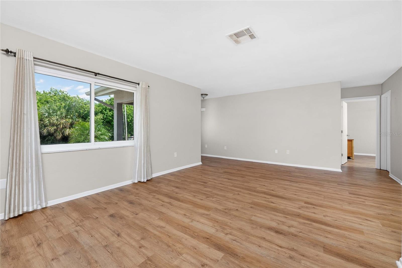557 Magnolia, Port Charlotte, FL 33952