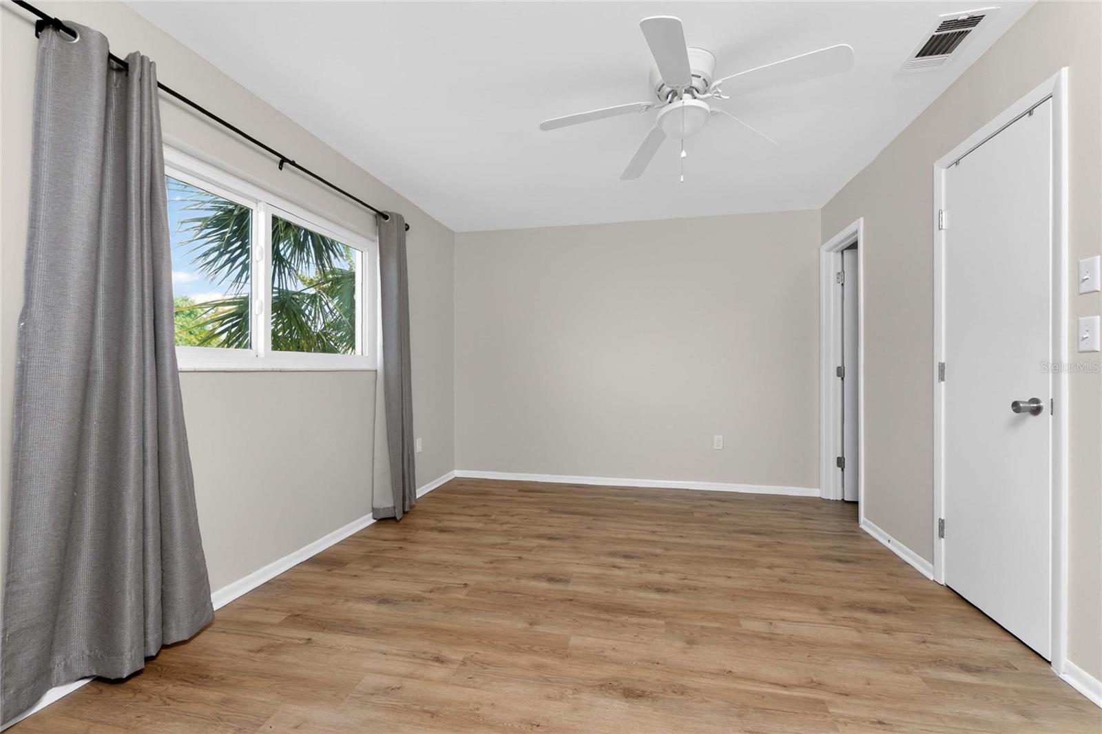 557 Magnolia, Port Charlotte, FL 33952