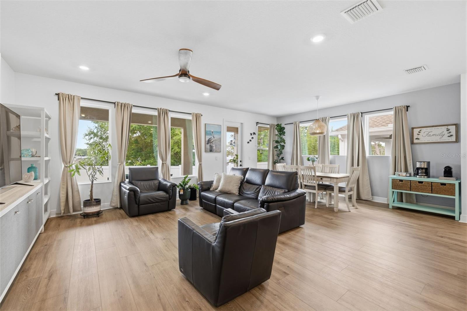 1455 Gopher, Tarpon Springs, FL 34689