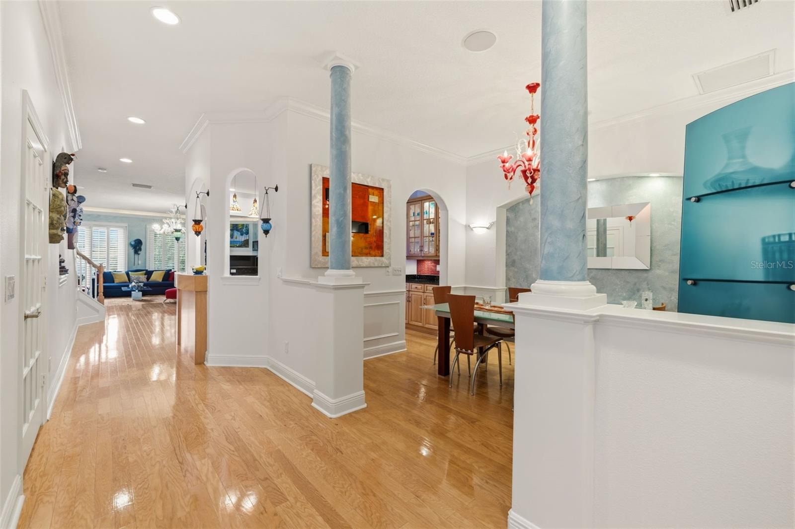 615 Saxony, St Petersburg, FL 33716