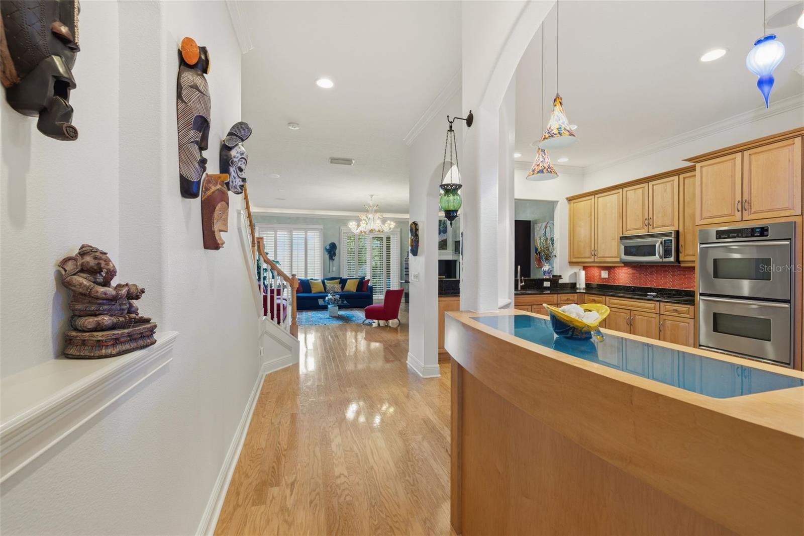 615 Saxony, St Petersburg, FL 33716