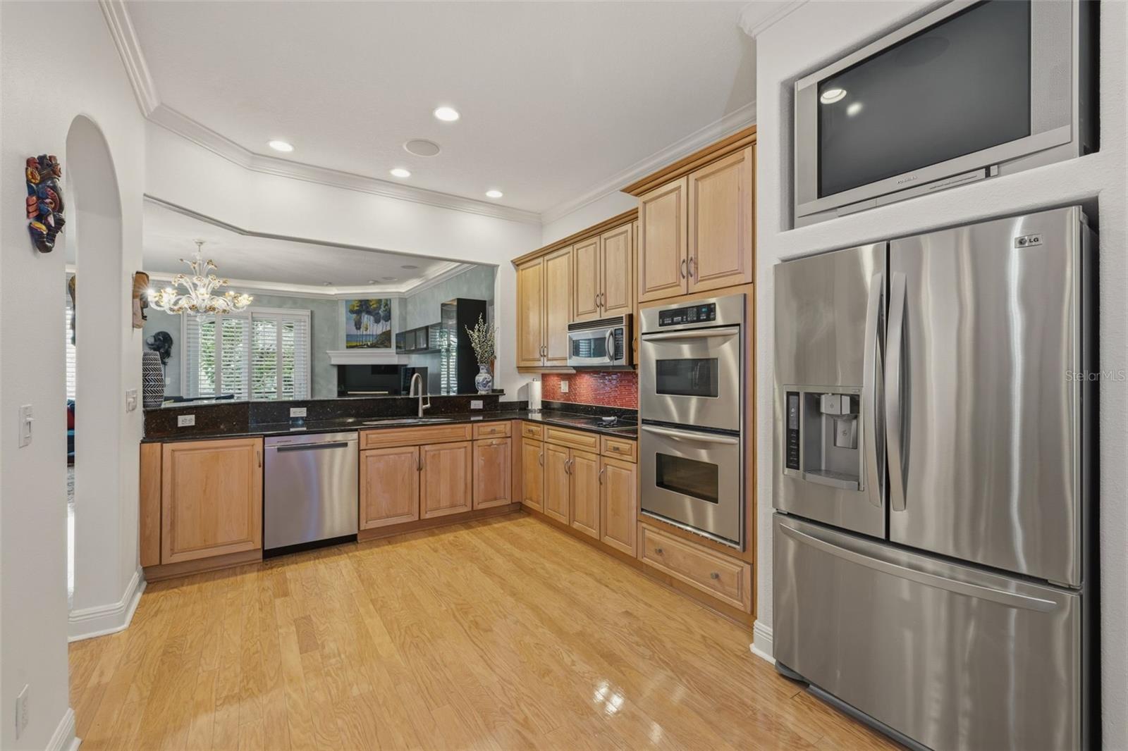 615 Saxony, St Petersburg, FL 33716