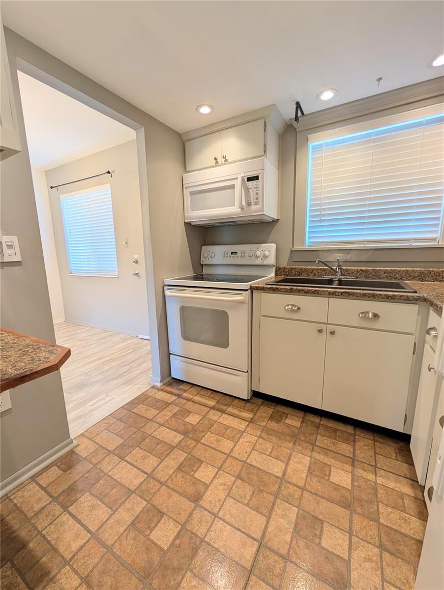 2319 Canal Unit F26, Bradenton, FL 34207