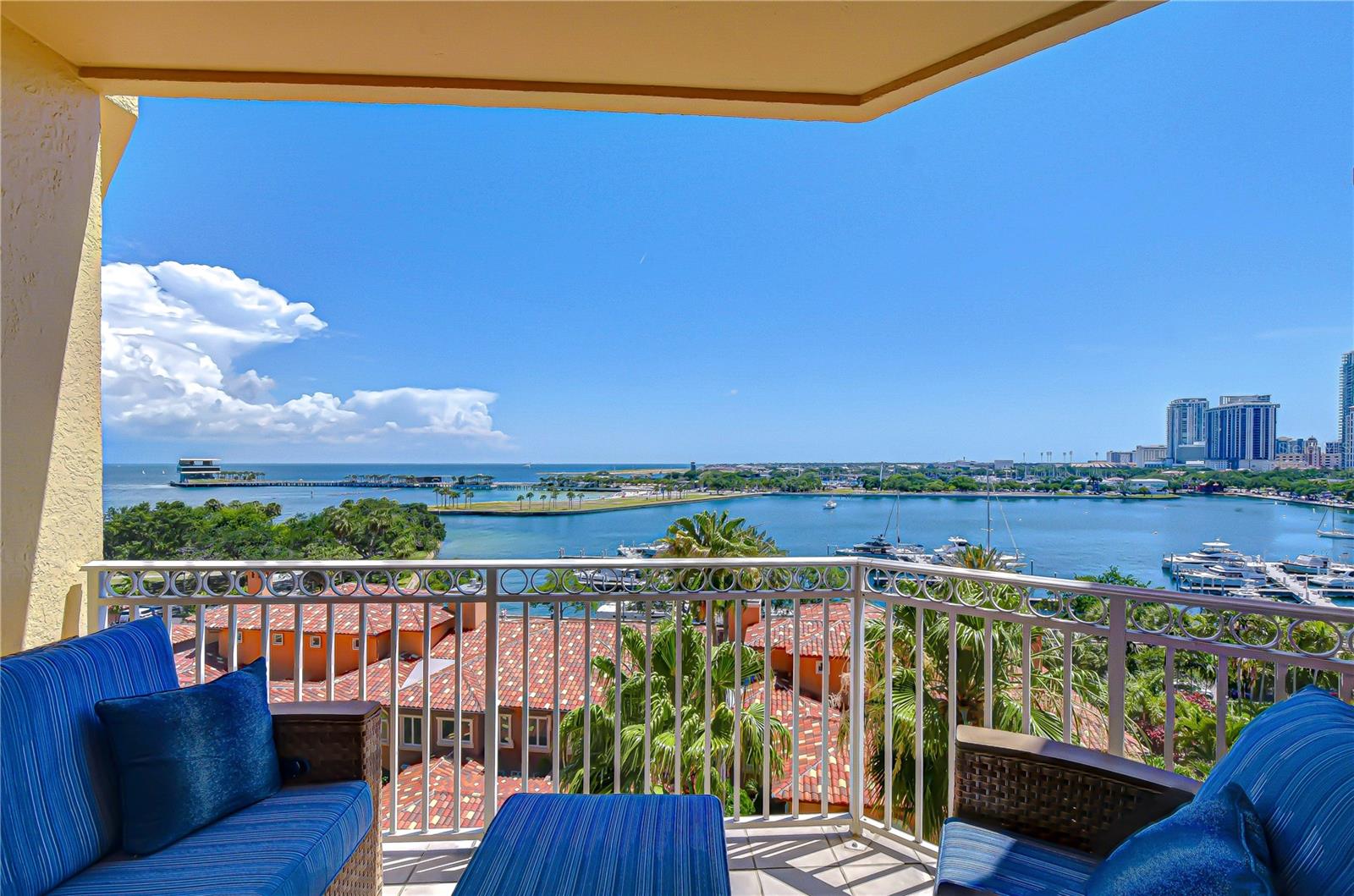 555 5th Unit 711, St Petersburg, FL 33701