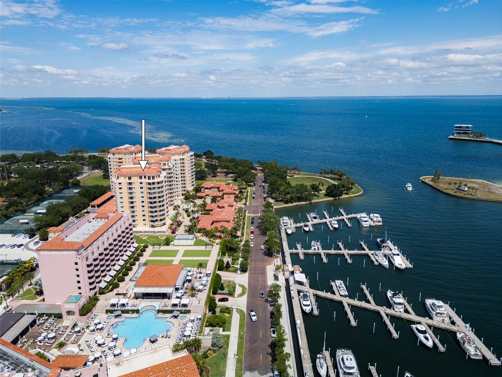 555 5th Unit 711, St Petersburg, FL 33701