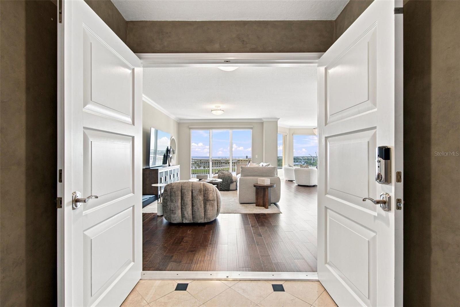 555 5th Unit 711, St Petersburg, FL 33701
