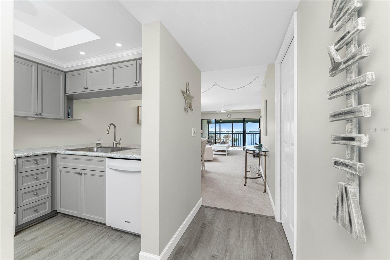 1551 Beach Unit 306, Englewood, FL 34223