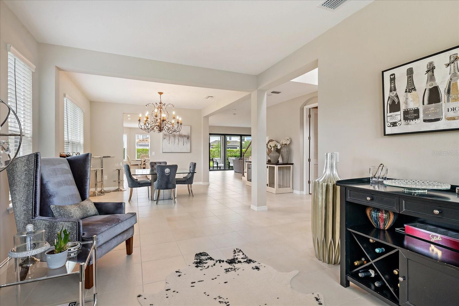 9085 Luna, Sarasota, FL 34241