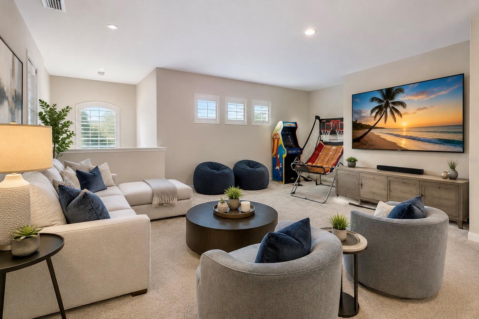 9085 Luna, Sarasota, FL 34241