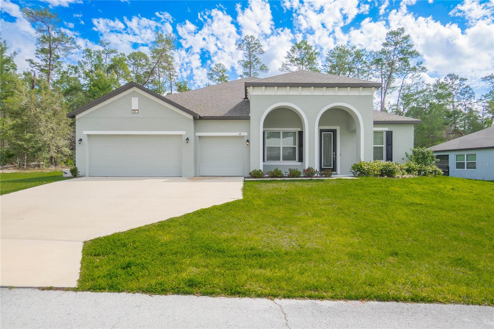 69 Grass, Homosassa, FL 34446