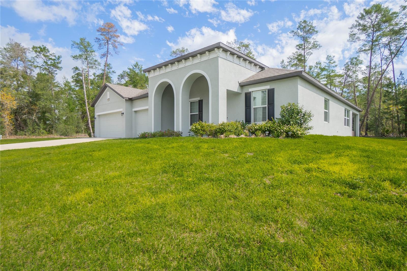 69 Grass, Homosassa, FL 34446